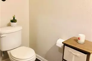 2304 S Lakeline Blvd, Cedar Park, TX 78613 - Photo 10