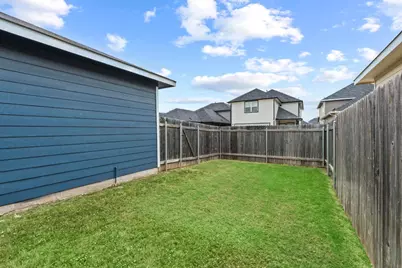 300 Eagle Lake Drive, Hutto, TX 78634 - Photo 36