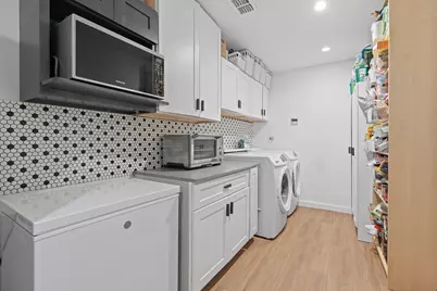 4916 Transit Circle, Austin, TX 78727 - Photo 10