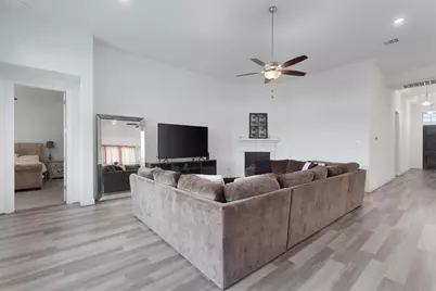 504 Pulitzer Drive, Hutto, TX 78634 - Photo 8