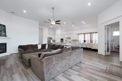 504 Pulitzer Drive, Hutto, TX 78634 - Photo 6