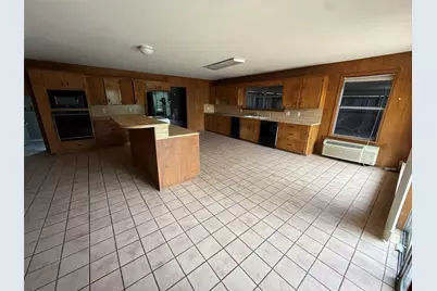 713 Fm 153, Smithville, TX 78957 - Photo 16