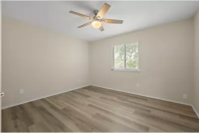 10911 Grassmere Court, Austin, TX 78739 - Photo 34