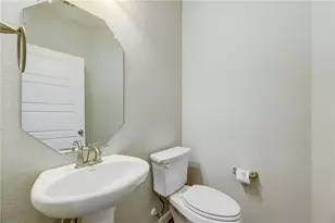 13400 Briarwick Dr, Austin, TX 78729 - Photo 16