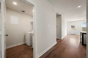 109 Watch Hl, Jarrell, TX 76537 - Photo 8