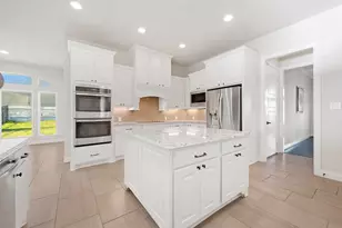 917 Coolabah Ave, New Braunfels, TX 78132 - Photo 10