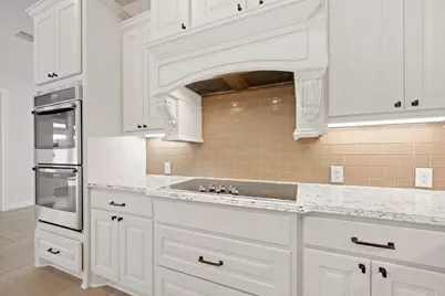 917 Coolabah Avenue, New Braunfels, TX 78132 - Photo 12