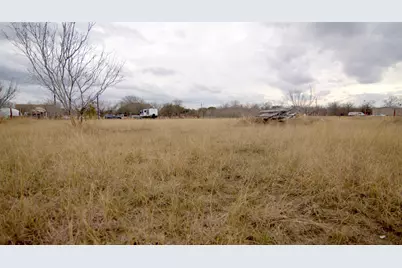 150 Callaway Court, Lockhart, TX 78644 - Photo 6