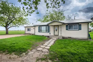 851 & 877 County Road 455, Coupland, TX 78615 - Photo 28