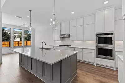 400 Buckaroo Drive, Georgetown, TX 78628 - Photo 4