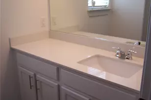 2214 Capulet St, Austin, TX 78741 - Photo 18