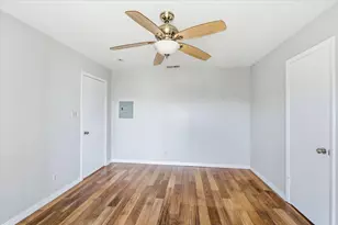 4307 S 1st St, Austin, TX 78745 - Photo 16