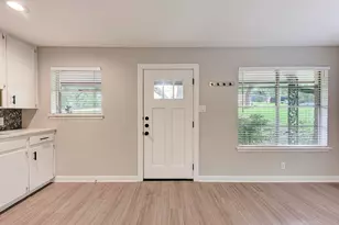 1612 Elmhurst Dr, Austin, TX 78741 - Photo 2