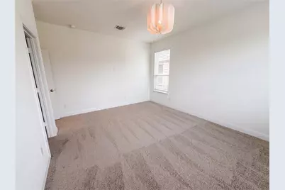 401 Fort William Street #33, Hutto, TX 78634 - Photo 10