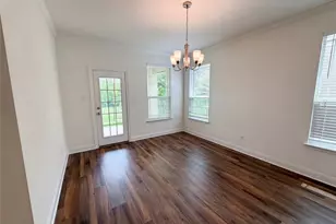 401 Fort William St, Hutto, TX 78634 - Photo 8