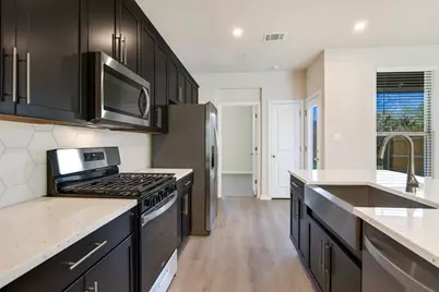 2500 Forest Creek Drive #2004, Round Rock, TX 78665 - Photo 8