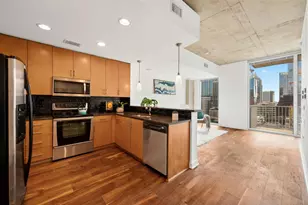360 Nueces St, Austin, TX 78701 - Photo 2