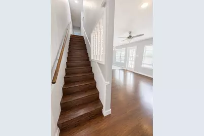 305 Starbright Drive, Austin, TX 78745 - Photo 4