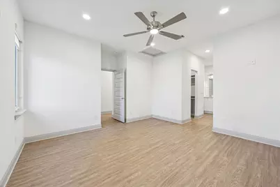 18812 Nicklaus Drive, Point Venture, TX 78645 - Photo 14