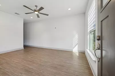 18812 Nicklaus Drive, Lago Vista, TX 78645 - Photo 12