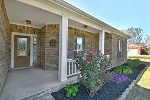 119 Brazos Dr, Hutto, TX 78634 - Photo 4