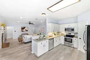 119 Brazos Dr, Hutto, TX 78634 - Photo 10