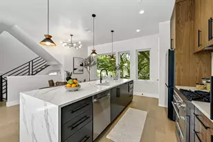 100 W Odell St, Austin, TX 78752 - Photo 16