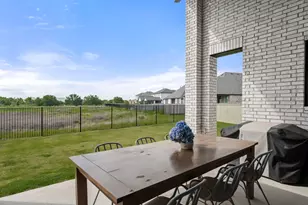 100 Ribera Dr, Liberty Hill, TX 78642 - Photo 38
