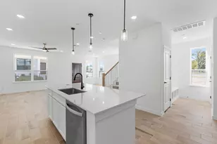 1280 E Main St, Round Rock, TX 78664 - Photo 10