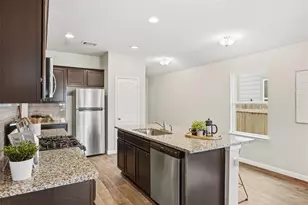 201 Yoakum St, Leander, TX 78641 - Photo 8