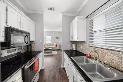 12166 Metric Boulevard #239, Austin, TX 78758 - Photo 8