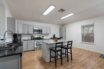 208 Banner Avenue, Leander, TX 78641 - Photo 6