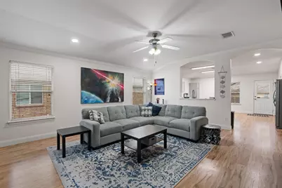 208 Banner Avenue, Leander, TX 78641 - Photo 4