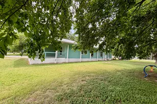 18602 River Timber Dr, Del Valle, TX 78617 - Photo 2