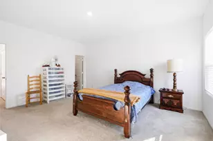 724 Rancho Del Cielo Loop, Jarrell, TX 76537 - Photo 16