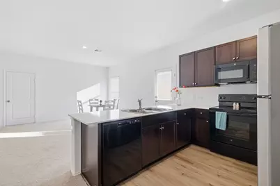 724 Rancho Del Cielo Loop, Jarrell, TX 76537 - Photo 4