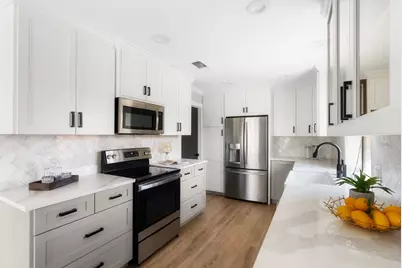 503 San Jacinto Street, Lockhart, TX 78644 - Photo 1