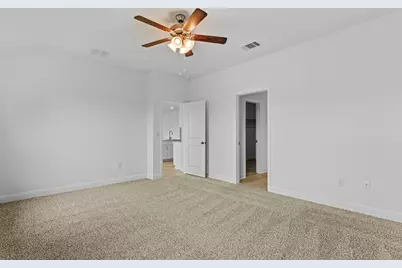248 Rivers Edge Drive, Georgetown, TX 78628 - Photo 12