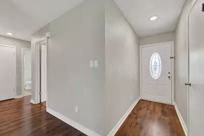 1917 Castle Gate Circle, San Marcos, TX 78666 - Photo 2