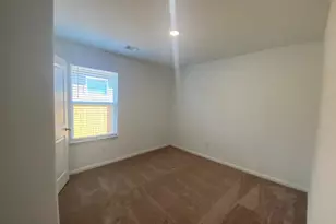 309 Riverdale Dr Dr, Jarrell, TX 76537 - Photo 12