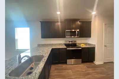 309 Riverdale Drive Drive, Jarrell, TX 76537 - Photo 6