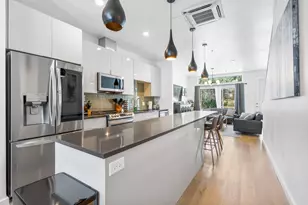 1701 E M L King Jr Blvd, Austin, TX 78702 - Photo 4