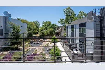 1701 E M L King Jr Boulevard #105, Austin, TX 78702 - Photo 32