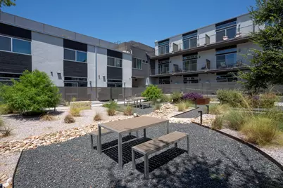 1701 E M L King Jr Boulevard #105, Austin, TX 78702 - Photo 30