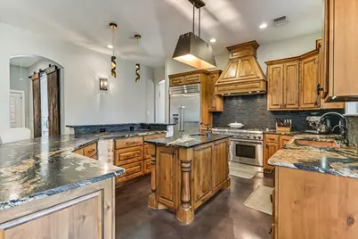 101 Sundance Trail, Dripping Springs, TX 78620 - Photo 10