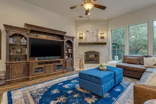11708 Palisades Pkwy, Austin, TX 78732 - Photo 18