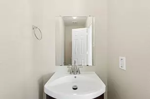 17913 Honey Locust Ln, Elgin, TX 78621 - Photo 14