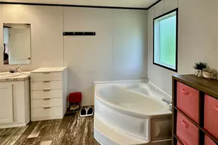 815 Track Rd, Dale, TX 78616 - Photo 18