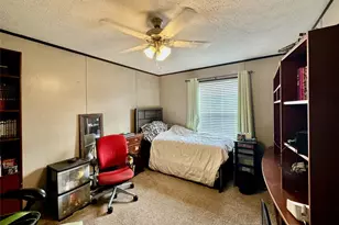 815 Track Rd, Dale, TX 78616 - Photo 22