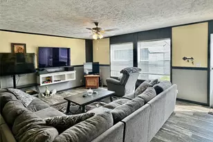 815 Track Rd, Dale, TX 78616 - Photo 8